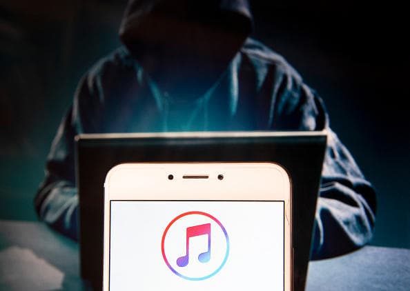 New Lawsuit Claims Apple 'Systematically' Disclosed Users' iTunes Data New Lawsuit Claims Apple 'Systematically' Disclosed Users' iTunes Data
