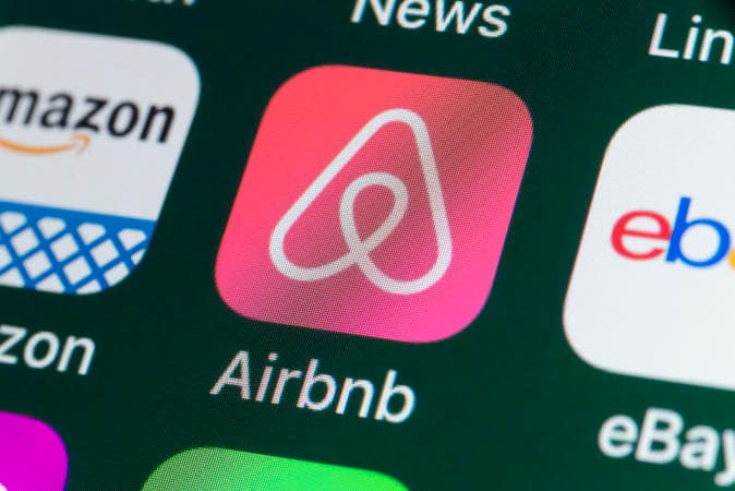 Here's Why People Are Being Paid To Dox Airbnb Listings Here's Why People Are Being Paid To Dox Airbnb Listings