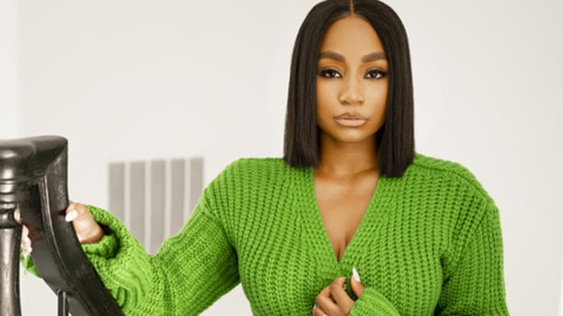 Influencer JaLisa Vaughn-Jefferson Secured Over $800K Worth Of Brand Deals In 2021 By Documenting Her Life Influencer JaLisa Vaughn-Jefferson Secured Over $800K Worth Of Brand Deals In 2021 By Documenting Her Life