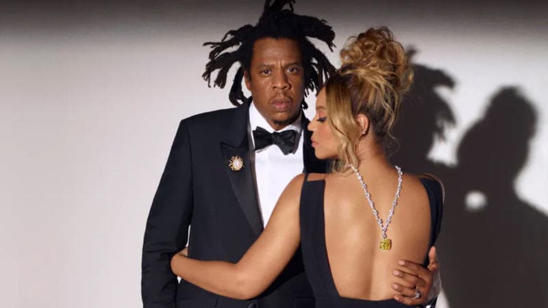 Beyoncé Becomes The First Black Woman To Wear 128.54 Carat Tiffany Diamond In New Campaign Alongside Jay-Z Beyoncé Becomes The First Black Woman To Wear 128.54 Carat Tiffany Diamond In New Campaign Alongside Jay-Z