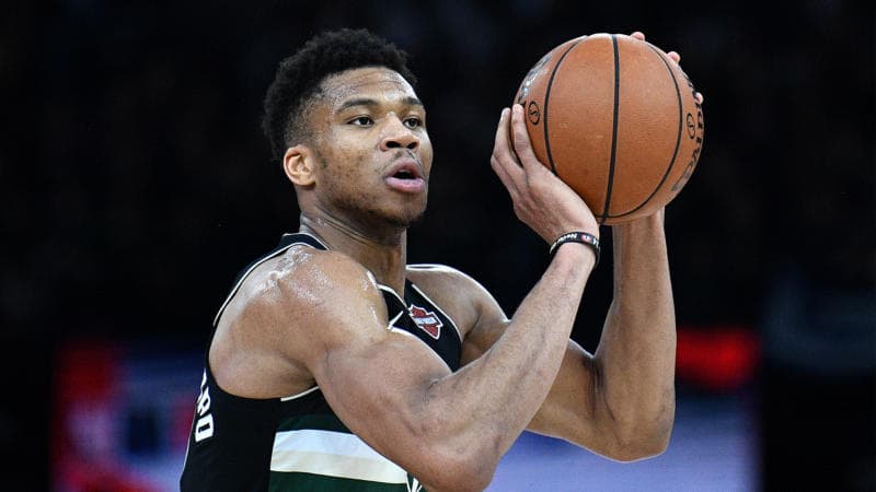NBA Star Giannis Antetokounmpo Signs With Meta's WhatsApp For Their First-Ever Endorsement Deal NBA Star Giannis Antetokounmpo Signs With Meta's WhatsApp For Their First-Ever Endorsement Deal
