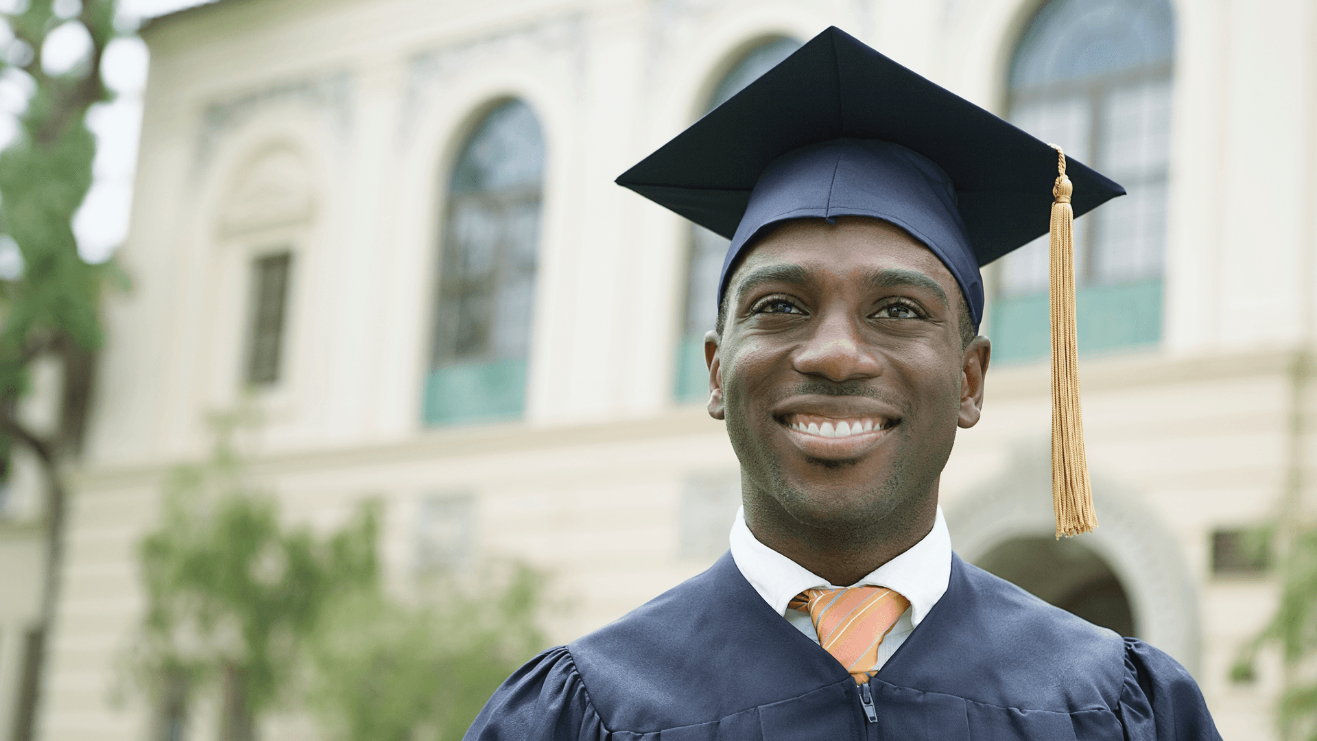 Anheuser-Busch Foundation Donates $200K To UNCF To Help HBCU Students Graduate Anheuser-Busch Foundation Donates $200K To UNCF To Help HBCU Students Graduate