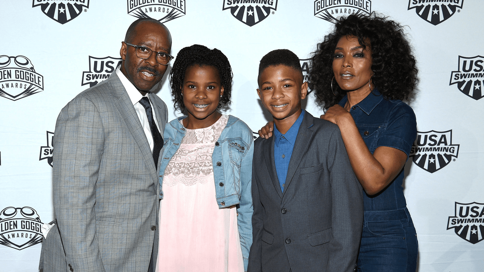 Angela Bassett Is A Record-Breaking Actress — And She Has A Set Of Twins That Are Following In Her Entertainment Footsteps Angela Bassett Is A Record-Breaking Actress — And She Has A Set Of Twins That Are Following In Her Entertainment Footsteps