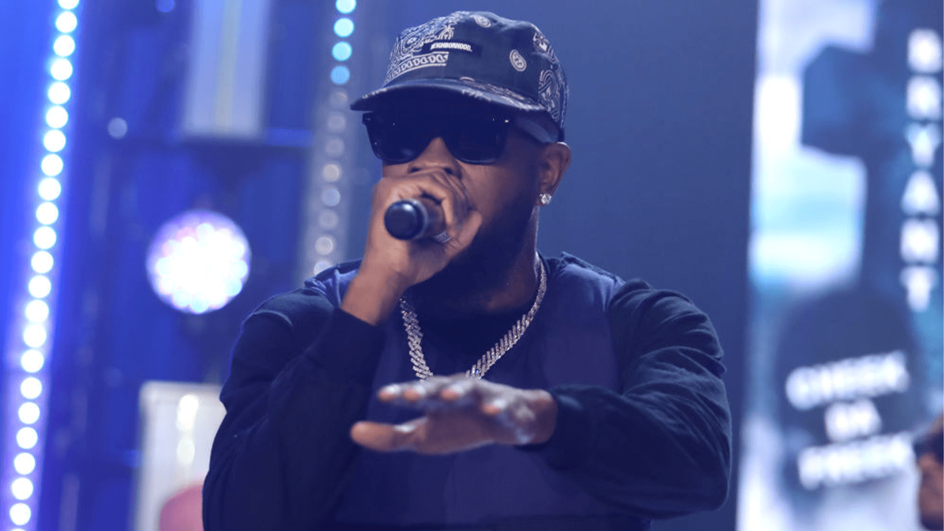 Chamillionaire's Says "Ridin'" Wasn't Supposed To Be A Single: 'They Wanted Me To Spend $250K On A Timbaland Beat and I Wouldn't Do It' Chamillionaire's Says "Ridin'" Wasn't Supposed To Be A Single: 'They Wanted Me To Spend $250K On A Timbaland Beat and I Wouldn't Do It'