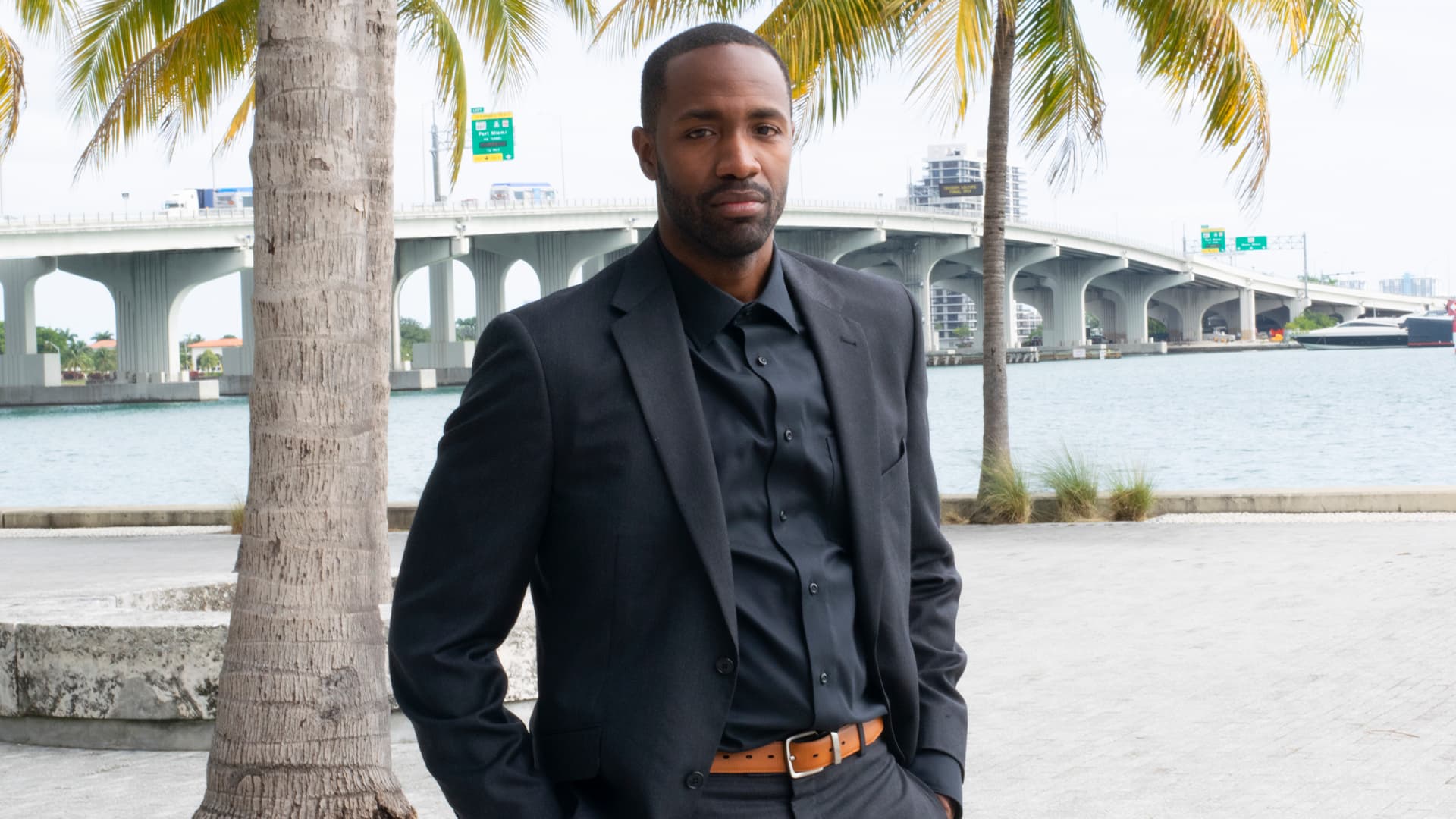 Author And CEO Justin Rhedrick Went From Behind Bars To Teaching About Bitcoin At Jay-Z's Academy