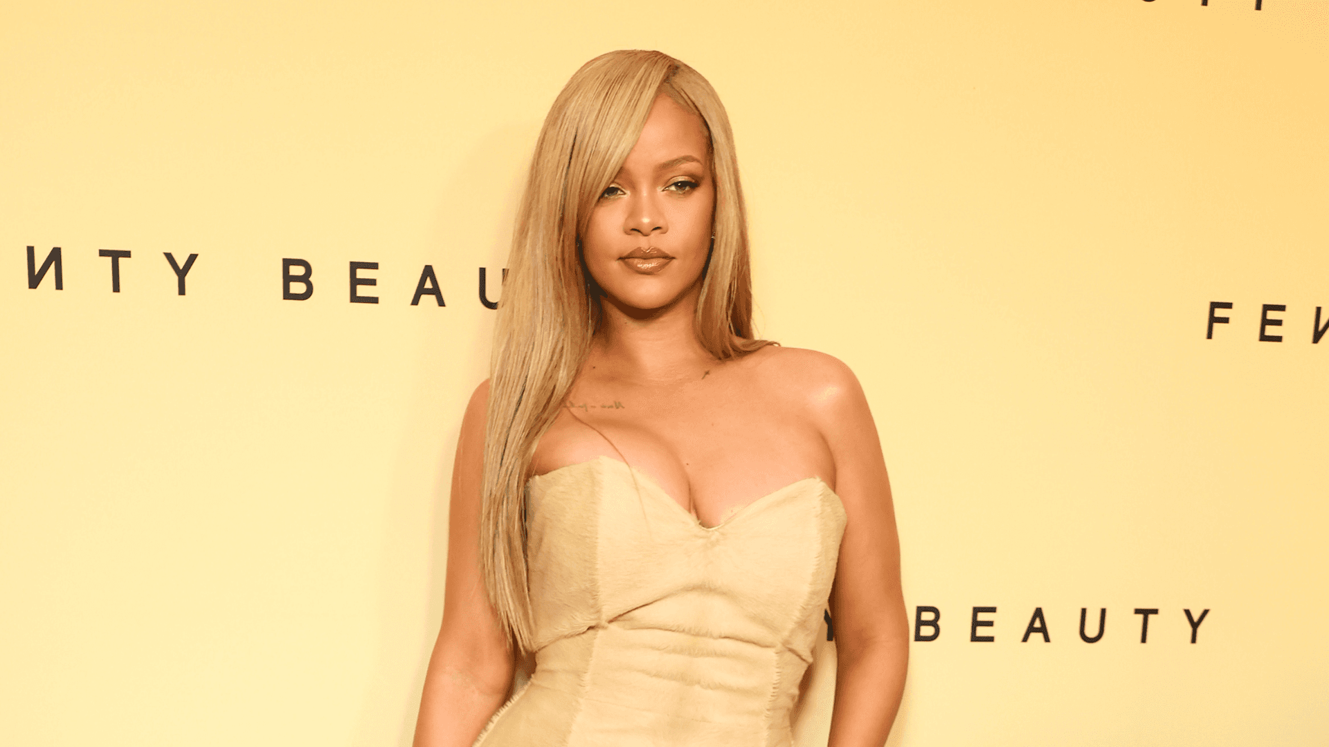 Rihanna Expands Her Billionaire Empire With The Launch Of Fenty Hair Rihanna Expands Her Billionaire Empire With The Launch Of Fenty Hair
