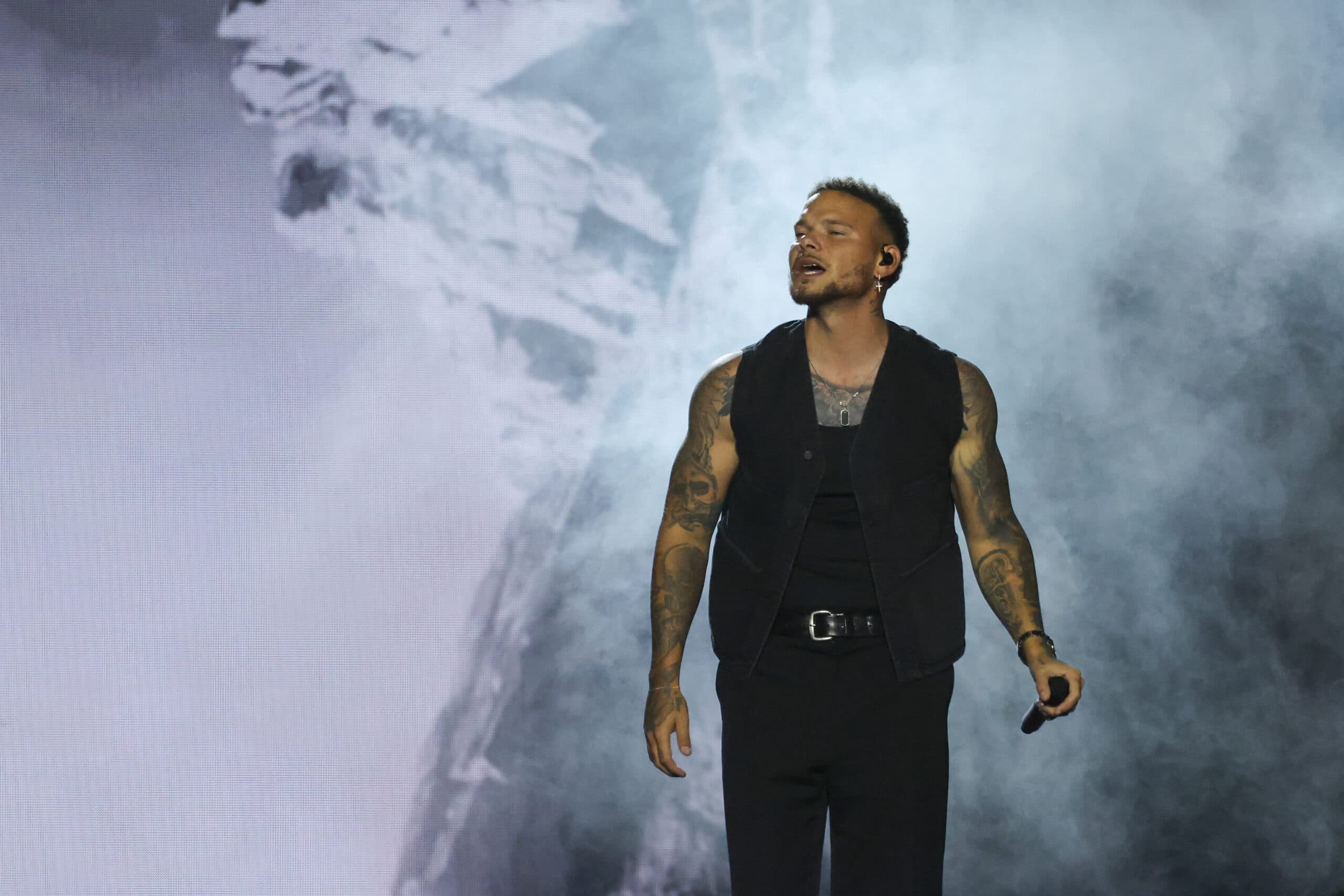 How Country Star Kane Brown Went From Homeless To A Self-Made Millionaire How Country Star Kane Brown Went From Homeless To A Self-Made Millionaire