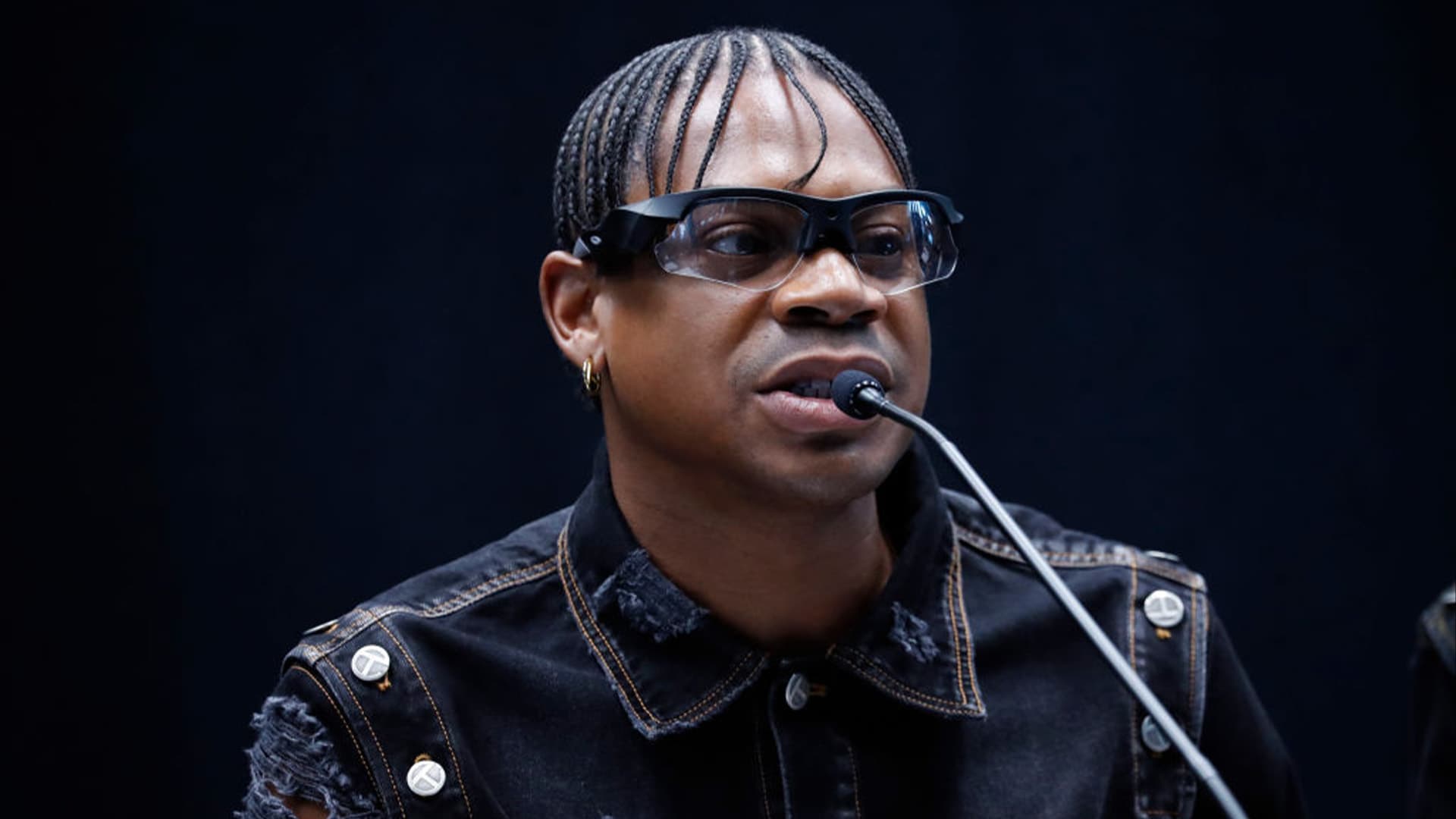 Telfar Clemens Says He Turned Down Offers 'When People Wanted A Black Face To Be A Mascot For A Brand That's Not Black-Owned' Around 2020 Telfar Clemens Says He Turned Down Offers 'When People Wanted A Black Face To Be A Mascot For A Brand That's Not Black-Owned' Around 2020