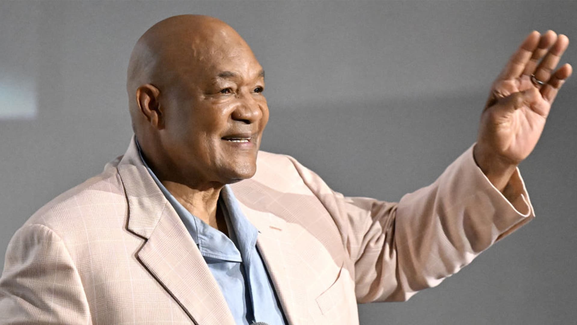 Inside The Life, Career, And Accomplishments Of Heavyweight-Boxing-Champion-Turned-Businessman George Foreman Inside The Life, Career, And Accomplishments Of Heavyweight-Boxing-Champion-Turned-Businessman George Foreman