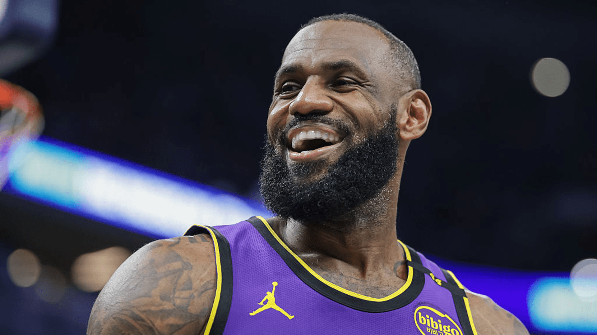 LeBron James’ Mom Said ‘Trust Your Gut’ Over $10M Reebok Deal, Then He Signed With Nike For Over $90M And Moved Her Out Of Section 8 Housing LeBron James’ Mom Said ‘Trust Your Gut’ Over $10M Reebok Deal, Then He Signed With Nike For Over $90M And Moved Her Out Of Section 8 Housing