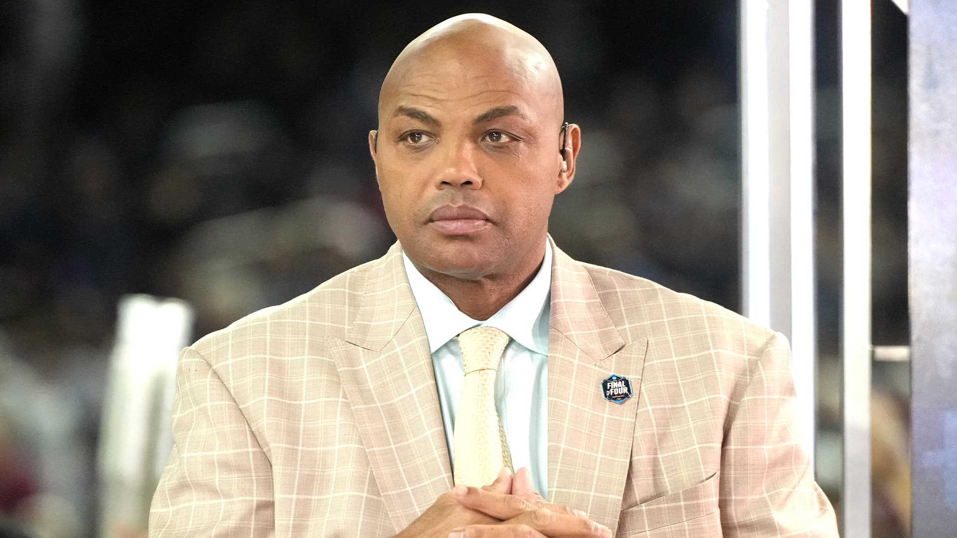 Charles Barkley Says Collegiate NIL Deals Are An ‘Unsustainable Business Model’ — Here’s Why Charles Barkley Says Collegiate NIL Deals Are An ‘Unsustainable Business Model’ — Here’s Why