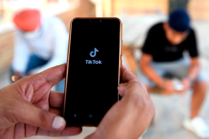 A New Agreement Between Universal Music Group And TikTok Will Return Music Catalog To The Social Media Platform A New Agreement Between Universal Music Group And TikTok Will Return Music Catalog To The Social Media Platform