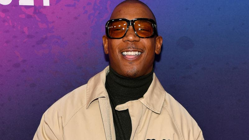 Ja Rule Puts A New Twist On Holiday Giving As He Plans To Gift Kids With NFTs Ja Rule Puts A New Twist On Holiday Giving As He Plans To Gift Kids With NFTs
