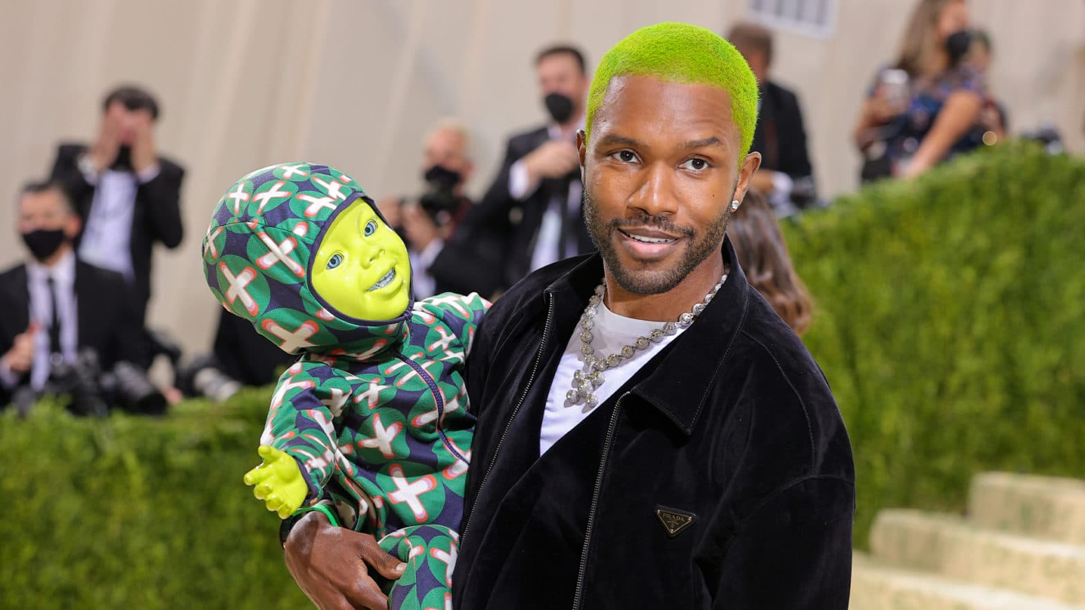 Discord User Rakes In Nearly $10K After Misleading Frank Ocean Fans With AI-Generated Music Discord User Rakes In Nearly $10K After Misleading Frank Ocean Fans With AI-Generated Music