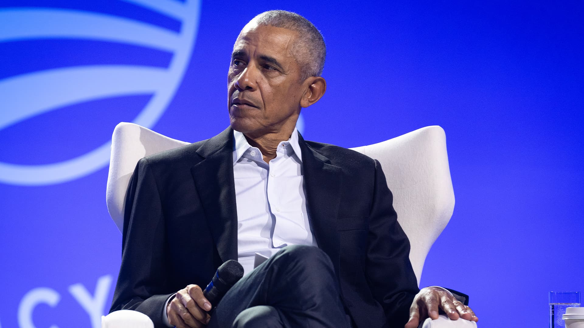 Barack Obama Believes Businesses And Universities Are Being Tested By The Trump Administration — Here's His Advice Barack Obama Believes Businesses And Universities Are Being Tested By The Trump Administration — Here's His Advice