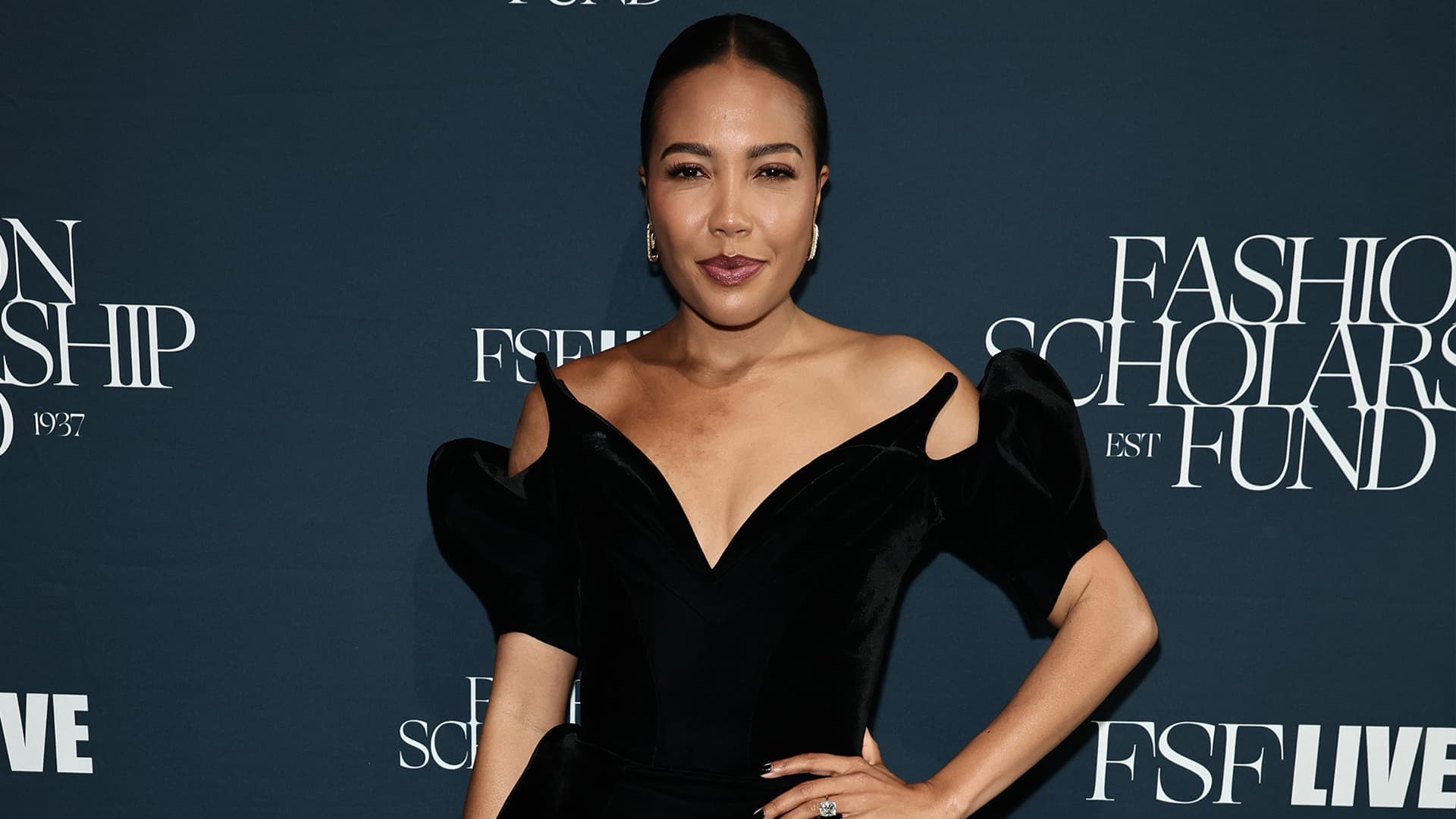 SKIMS' Billion-Dollar Empire All Started With Emma Grede Ignoring Imposter Syndrome And Deciding To Cold Call Kris Jenner SKIMS' Billion-Dollar Empire All Started With Emma Grede Ignoring Imposter Syndrome And Deciding To Cold Call Kris Jenner